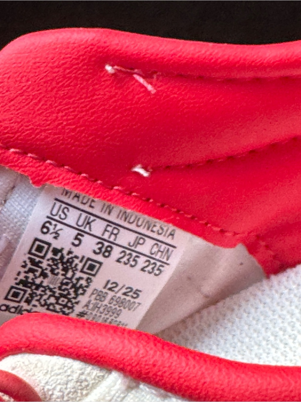 Adidas Tokyo Mary Jane Sneakers Cream White/Red/Gold Met - Picture 5 of 5